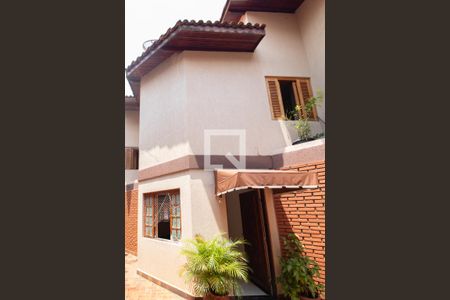 Casa para alugar com 180m², 2 quartos e 2 vagas Casa para alugar com 180m², 2 quartos e 2 vagasÁrea comum