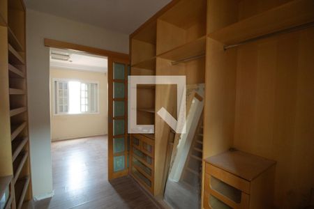 Casa para alugar com 180m², 2 quartos e 2 vagas Casa para alugar com 180m², 2 quartos e 2 vagasCloset