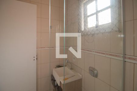 Casa para alugar com 180m², 2 quartos e 2 vagas Casa para alugar com 180m², 2 quartos e 2 vagasBanheiro da Suíte 1