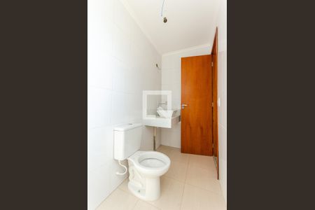 Casa de condomínio à venda com 98m², 2 quartos e 3 vagas Casa de condomínio à venda com 98m², 2 quartos e 3 vagasBanheiro