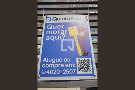 Casa de condomínio à venda com 94m², 2 quartos e 3 vagasFachada - placa instalada