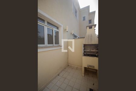 Casa de condomínio à venda com 94m², 2 quartos e 3 vagasChurrasqueira