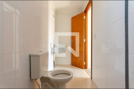 Casa de condomínio à venda com 132m², 3 quartos e 3 vagasBanheiro da Suíte