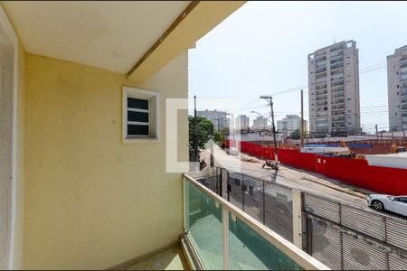 Casa de condomínio à venda com 132m², 3 quartos e 3 vagasSacada da suíte