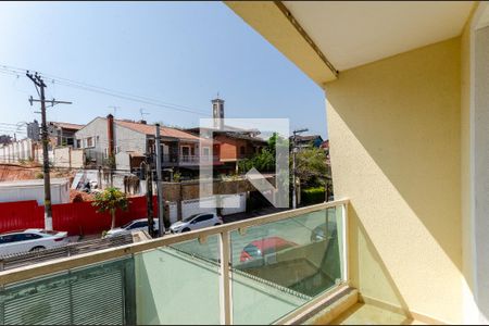 Casa de condomínio à venda com 132m², 3 quartos e 3 vagasSacada da suíte