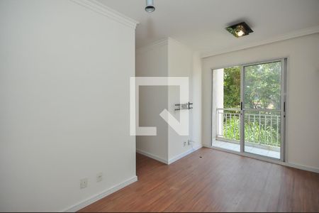 Sala de apartamento à venda com 3 quartos, 69m² em Pirajussara, São Paulo