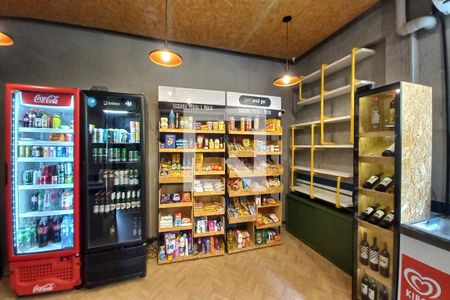 Apartamento à venda com 109m², 2 quartos e 2 vagas Apartamento à venda com 109m², 2 quartos e 2 vagasÁrea comum - Mercado