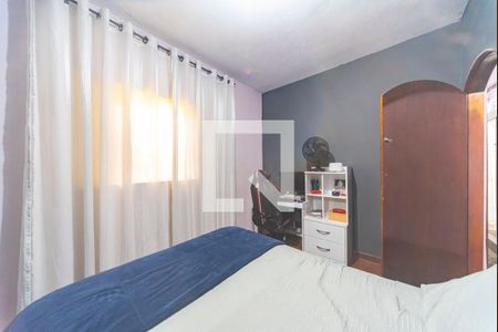 Casa à venda com 170m², 3 quartos e 2 vagas Casa à venda com 170m², 3 quartos e 2 vagasQuarto 2