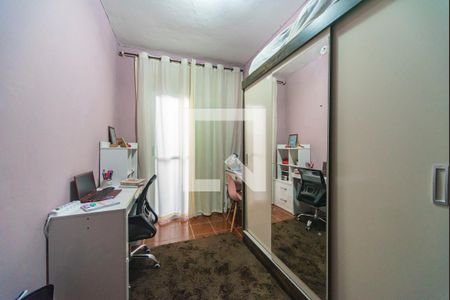 Casa à venda com 170m², 3 quartos e 2 vagas Casa à venda com 170m², 3 quartos e 2 vagasQuarto 3