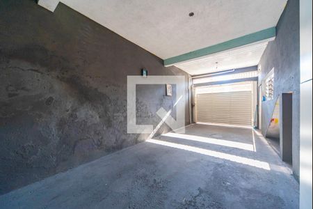 Casa à venda com 170m², 3 quartos e 2 vagas Casa à venda com 170m², 3 quartos e 2 vagasGaragem