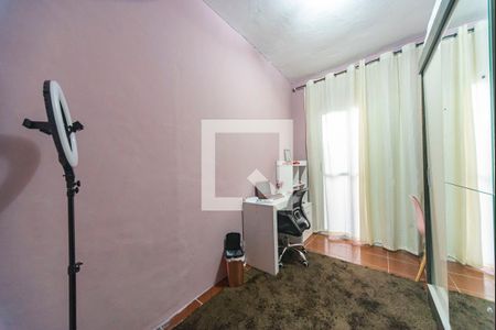 Casa à venda com 170m², 3 quartos e 2 vagas Casa à venda com 170m², 3 quartos e 2 vagasQuarto 3