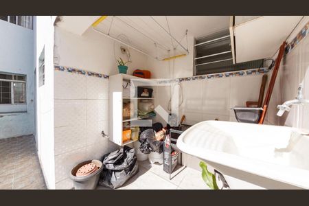 Casa à venda com 160m², 2 quartos e 2 vagas