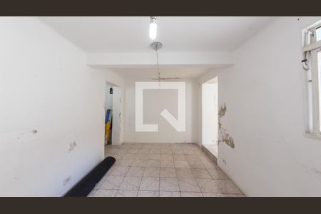 Casa à venda com 160m², 2 quartos e 2 vagas