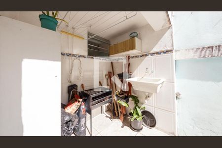 Casa à venda com 160m², 2 quartos e 2 vagas