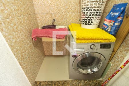 Casa de condomínio para alugar com 80m², 2 quartos e 1 vagaÁrea de Serviço