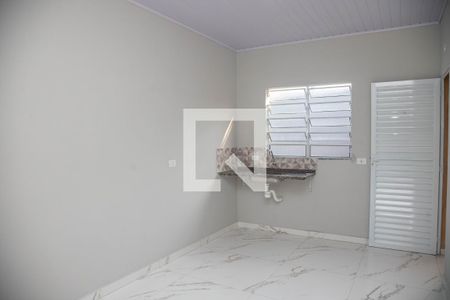 Casa para alugar com 34m², 1 quarto e sem vagaBanheiro