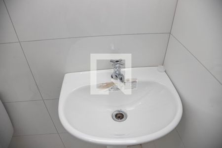 Casa para alugar com 34m², 1 quarto e sem vagaBanheiro