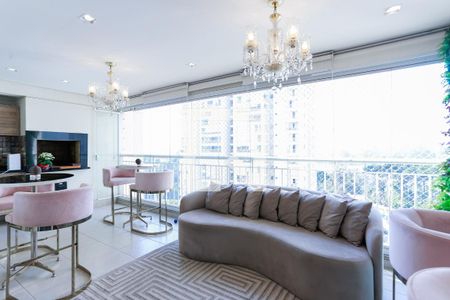 Apartamento à venda com 140m², 3 quartos e 2 vagassacada