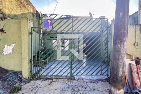 Casa para alugar com 90m², 2 quartos e 2 vagasFachada