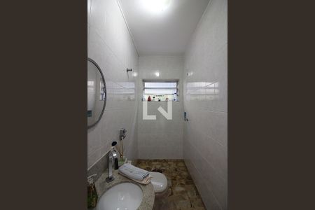 Casa à venda com 202m², 3 quartos e 2 vagasBanheiro Social 2