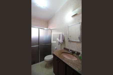 Casa à venda com 202m², 3 quartos e 2 vagasBanheiro Social 1