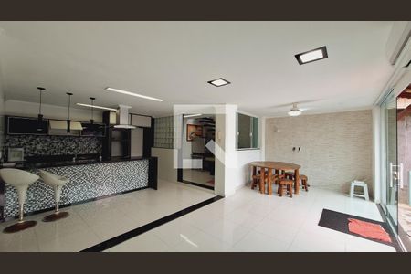 Sala de casa para alugar com 2 quartos, 250m² em Vila Antartica, Praia Grande