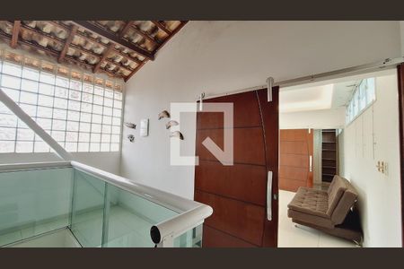Hall dos quartos de casa para alugar com 2 quartos, 250m² em Vila Antartica, Praia Grande