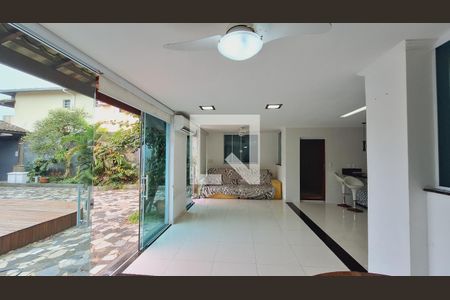 Sala de casa para alugar com 2 quartos, 250m² em Vila Antartica, Praia Grande