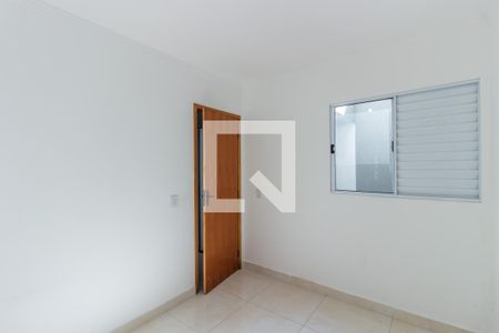 Quarto 1 de apartamento para alugar com 2 quartos, 49m² em Vila Santa Ines, São Paulo