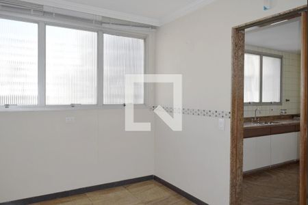 Apartamento à venda com 304m², 4 quartos e 3 vagasCopa