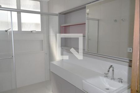 Apartamento à venda com 304m², 4 quartos e 3 vagasBanheiro quartos 1 e 2