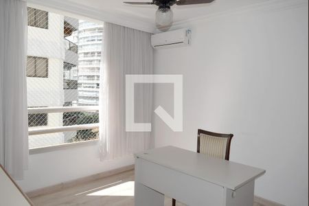 Apartamento à venda com 304m², 4 quartos e 3 vagasQuarto 1