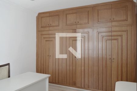 Apartamento à venda com 304m², 4 quartos e 3 vagasQuarto 1