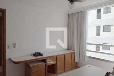 Apartamento à venda com 304m², 4 quartos e 3 vagasQuarto 1
