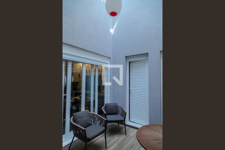 Casa à venda com 200m², 2 quartos e 2 vagasJardim de inverno