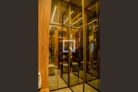 Casa à venda com 200m², 2 quartos e 2 vagasSuíte - Closet