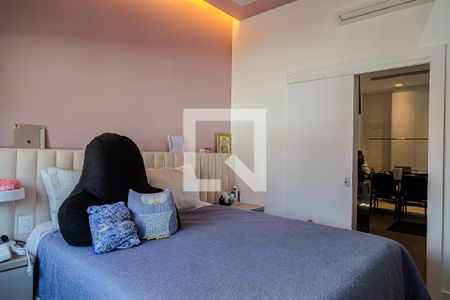 Casa à venda com 200m², 2 quartos e 2 vagasQuarto 2 do piso superior