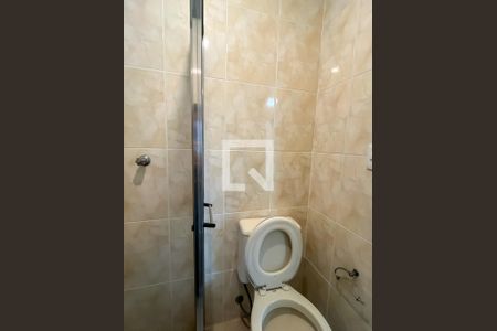 Apartamento para alugar com 70m², 2 quartos e 1 vaga Apartamento para alugar com 70m², 2 quartos e 1 vagaBanheiro Corredor