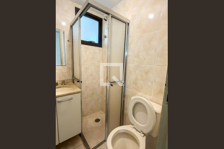 Apartamento para alugar com 70m², 2 quartos e 1 vaga Apartamento para alugar com 70m², 2 quartos e 1 vagaBanheiro Corredor