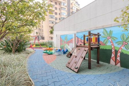 Apartamento à venda com 55m², 2 quartos e 1 vaga Apartamento à venda com 55m², 2 quartos e 1 vagaÁrea comum - Playground