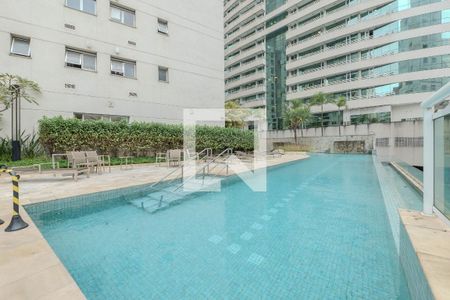 Apartamento à venda com 55m², 2 quartos e 1 vaga Apartamento à venda com 55m², 2 quartos e 1 vagaÁrea comum - Piscina