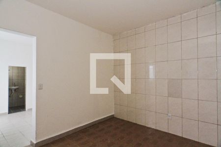 Kitnet de casa para alugar com 1 quarto, 28m² em Parque Belém, São Paulo