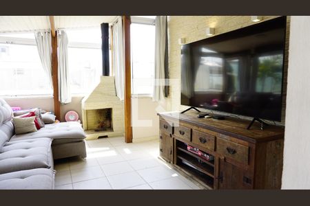 Apartamento à venda com 184m², 2 quartos e 2 vagasSala - Segundo andar