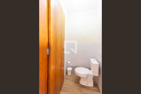 Casa à venda com 250m², 3 quartos e 4 vagas Casa à venda com 250m², 3 quartos e 4 vagasLavabo Área gourmet