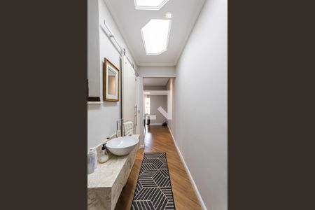 Casa à venda com 250m², 3 quartos e 4 vagas Casa à venda com 250m², 3 quartos e 4 vagasLavabo