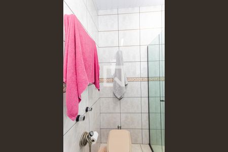 Casa à venda com 250m², 3 quartos e 4 vagas Casa à venda com 250m², 3 quartos e 4 vagasBanheiro da Suíte 2