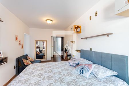 Casa à venda com 250m², 3 quartos e 4 vagas Casa à venda com 250m², 3 quartos e 4 vagasSuíte 1