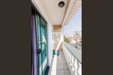 Casa à venda com 250m², 3 quartos e 4 vagas Casa à venda com 250m², 3 quartos e 4 vagasVaranda da Suíte 3