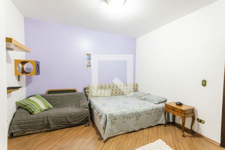 Casa à venda com 250m², 3 quartos e 4 vagas Casa à venda com 250m², 3 quartos e 4 vagasSuíte 2