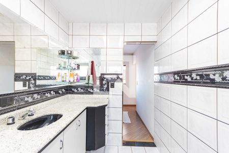 Casa à venda com 250m², 3 quartos e 4 vagas Casa à venda com 250m², 3 quartos e 4 vagasBanheiro da Suíte 1